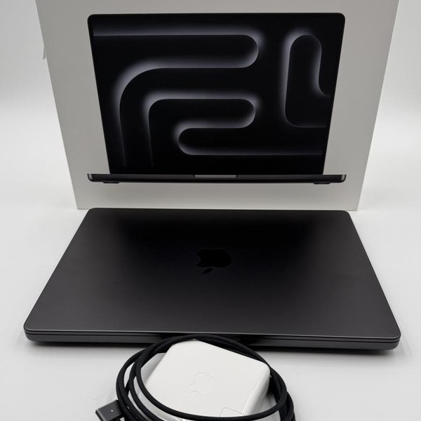 MacBook Pro 2024 - 14 inch - 1 TB, Space Black, 24 GB, Apple M4 Pro 14-core