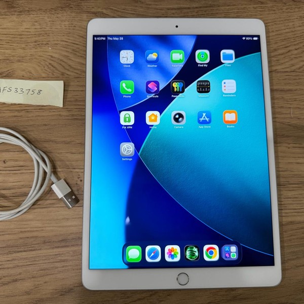 Apple iPad Air (3rd Gen) - Wi-Fi, 64 GB, Silver