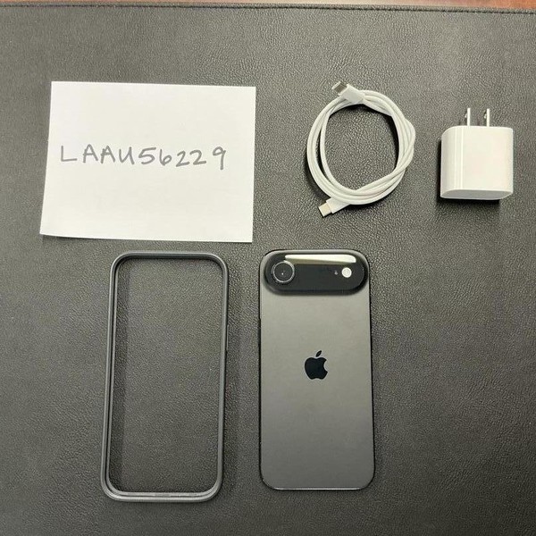 Apple iPhone Air - Unlocked, Space Black, 256 GB, A3260