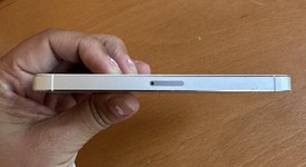 Good
													Apple iPhone 5 - AT&T, White, 16 GB, A1428, photo 5 of 6