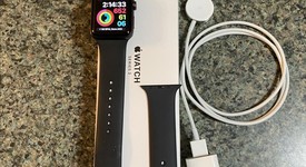 Good
													Apple Watch Series 3 42mm - Gray, A1859, Aluminum - GPS, photo 1 of 7