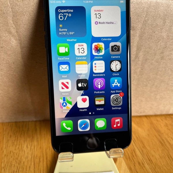 Apple iPhone SE 3rd Gen 2022 - Unlocked, 64 GB, Midnight, A2595