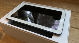Mint
													Google Home Hub - Charcoal, photo 1 of 7