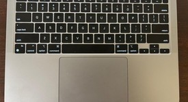 Good
													MacBook Air 2020 - 13" - Apple M1, Gray, 256 GB, 8 GB, photo 1 of 10