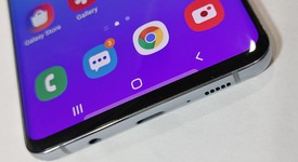 Mint
													Samsung Galaxy S10 5G - Verizon, Silver, 256 GB, 8 GB, SM-G977U, photo 5 of 8