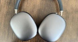 Used
													Apple AirPods Max - Gray, photo 1 of 6