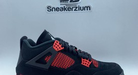Used
													Jordan 4 Retro Red Thunder - 10.5, photo 1 of 5