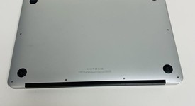 Fair
													MacBook Air 2017 - 13" - I5, Silver, 128 GB, 8 GB, photo 4 of 6