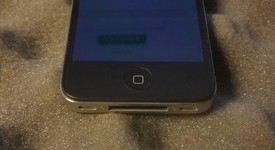 Good
													Apple iPhone 4 - AT&T, Black, 8 GB, A1332, photo 3 of 4