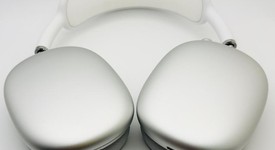 Used
													Apple AirPods Max - Silver, photo 4 of 9