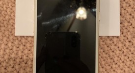 Good
													Apple iPhone 6 - AT&T, Gold, 64 GB, A1549, Prepaid, photo 1 of 3