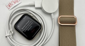 Mint
													Apple Watch SE 2nd Gen 40mm - Starlight, A2722 - GPS, Aluminum, photo 1 of 9