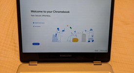 Fair
													Samsung Chromebook Plus - Silver, 32 GB, 4 GB, v1, photo 5 of 11