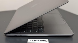 Good
													MacBook Pro 2020 - 13" - I5, Silver, 512 GB, 16 GB, photo 4 of 10