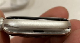 Good
													Apple Watch Series 4 44mm - Unlocked, Silver, A1976 - Cellular, Nike, photo 3 of 8