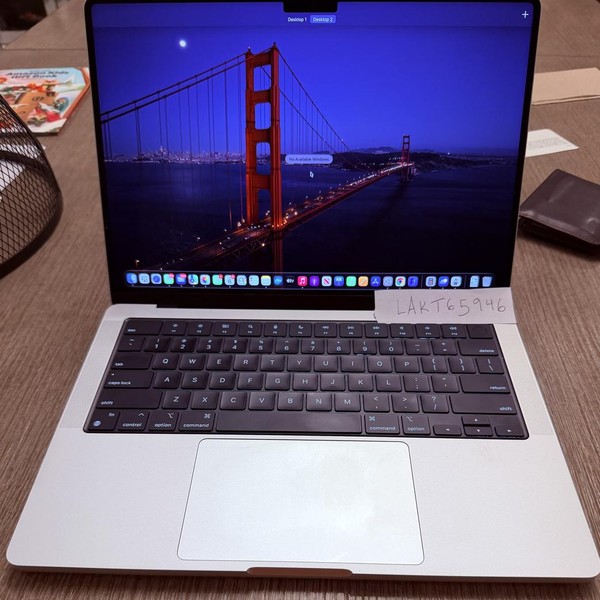 MacBook Pro 2021 - 14 inch - 512 GB, Silver, 16 GB, Apple M1 Pro 8-core
