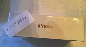 New
													Apple iPhone 7 - Xfinity, Rose Gold, 32 GB, A1660, photo 3 of 6