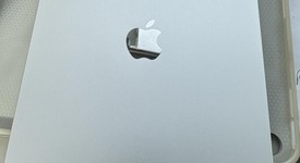 Mint
													Apple iPad 11th Gen - Wi-Fi, Silver, 128 GB, A3354, photo 5 of 9