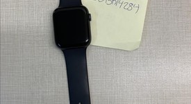 Good
													Apple Watch Series 4 44mm - Gray, A1978 - GPS, Aluminum, photo 1 of 10