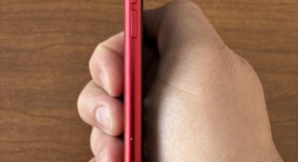 Fair
													Apple iPhone SE 3rd Gen 2022 - Unlocked, Red, 256 GB, A2595, photo 5 of 11