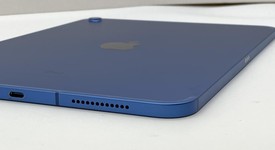 Fair
													Apple iPad 10th Gen - Unlocked, Blue, 256 GB, A2757, photo 5 of 7