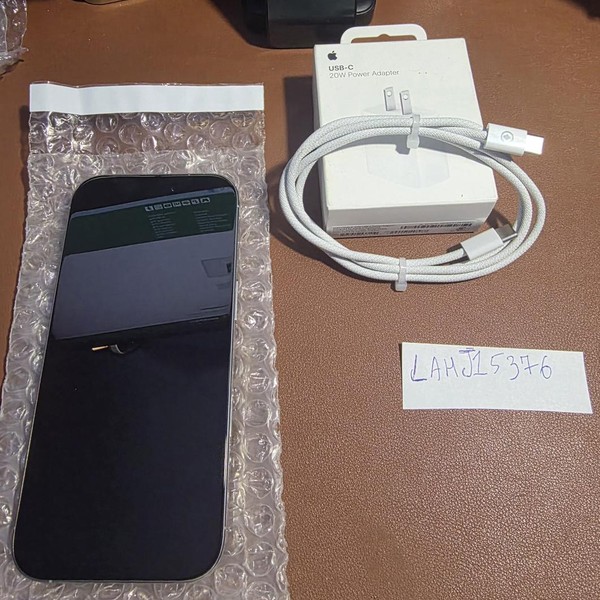 Apple iPhone 16 Pro - Unlocked, 512 GB, White, A3083
