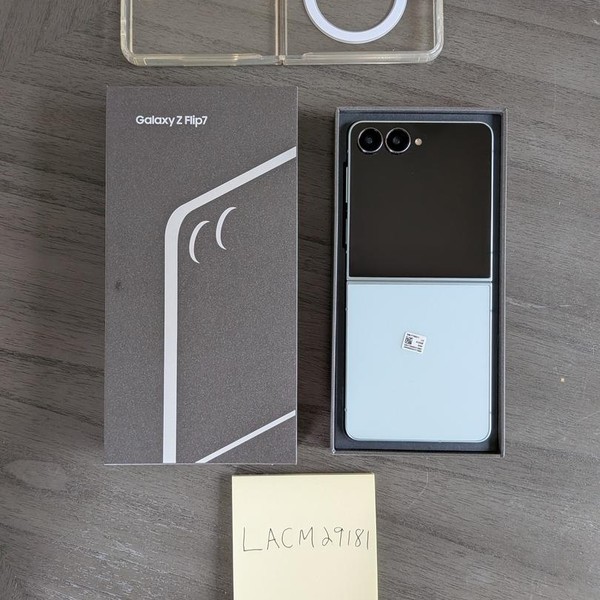 Samsung Galaxy Z Flip7 - Unlocked, 512 GB, Mint, 12 GB, SM-F766U1