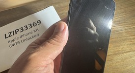 Good
													Apple iPhone Xr - Unlocked, Black, 64 GB, A1984, photo 4 of 6