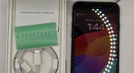 Mint
													Apple iPhone SE 3rd Gen 2022 - Unlocked, Midnight, 64 GB, A2595, photo 1 of 13