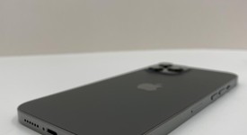 Good
													Apple iPhone 12 Pro Max - Unlocked, Graphite, 128 GB, A2342, photo 4 of 7