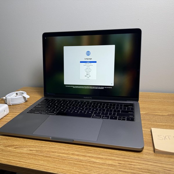 MacBook Pro 2018 (With Touch Bar) - 13 inch - 512 GB, Gray, 8 GB, Intel Core i5