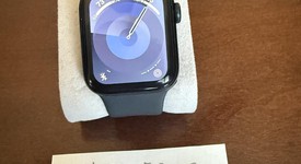 Good
													Apple Watch SE 2nd Gen 40mm - Midnight, A2722 - GPS, Aluminum, photo 2 of 15