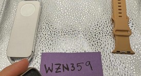 Mint
													Apple Watch Series 8 41mm - Unlocked, Starlight, A2772 - Cellular, Aluminum, photo 2 of 6