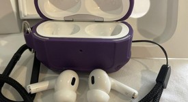 Used
													Apple AirPods Pro 2nd Gen - USB-C, photo 2 of 3