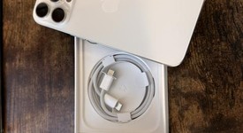 Mint
													Apple iPhone 15 Pro Max - Unlocked, White, 256 GB, A2849, photo 2 of 9