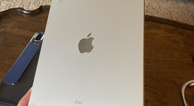 Mint
													Apple iPad 10th Gen - Wi-Fi, Silver, 256 GB, A2696, photo 5 of 12