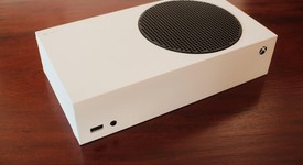 Good
													Xbox Series S (2020) - White, 512 GB, photo 1 of 6