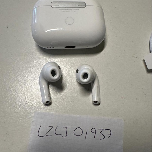Apple AirPods Pro 2 - USB-C
