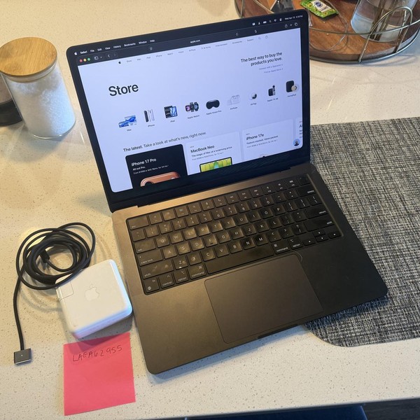 MacBook Pro 2024 - 14 inch - 1 TB, Space Black, 24 GB, Apple M4 Pro 14-core