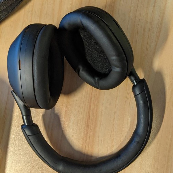 Sony WH-1000XM5 - Black