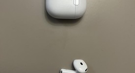 Used
													Apple AirPods 4th Gen - Active Noise Cancellation, photo 4 of 7
