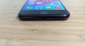 Fair
													Apple iPhone SE 3rd Gen 2022 - Unlocked, Midnight, 64 GB, A2595, photo 3 of 15