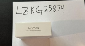 New
													Apple AirPods 4th Gen - Active Noise Cancellation, photo 3 of 4