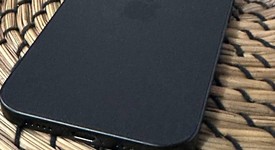 Mint
													Apple iPhone 15 - Unlocked, Black, 512 GB, A2846, photo 5 of 6