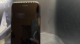 Fair
													Apple iPhone SE 2nd Gen 2020 - Unlocked, Black, 64 GB, A2275, photo 4 of 11