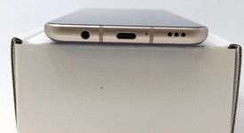 Good
													LG V60 ThinQ 5G - T-Mobile, Blue, 128 GB, 8 GB, photo 3 of 7
