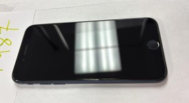 Mint
													Apple iPhone SE 3rd Gen 2022 - Unlocked, Midnight, 64 GB, A2595, photo 5 of 7