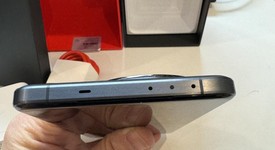 Good
													OnePlus 13 - Unlocked, Black Eclipse, 256 GB, 12 GB, photo 4 of 11