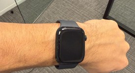 Fair
													Apple Watch Series 7 45mm - Unlocked, Midnight, A2477 - Cellular, Aluminum, photo 4 of 19