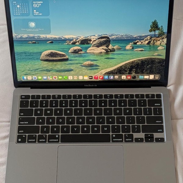 MacBook Air 2020 - 13 inch - 256 GB, Gray, 8 GB, Apple M1